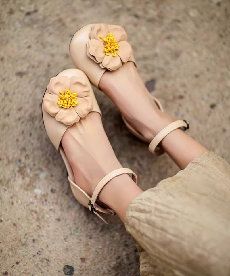 Chic Orthopedic Sandals with Unique Design