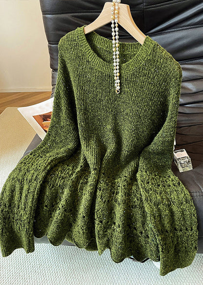 Effortlessly Elegant Sweater with a Timeless Design