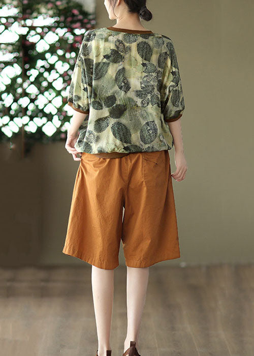 Classic Vintage Shirt with a Flattering Fit