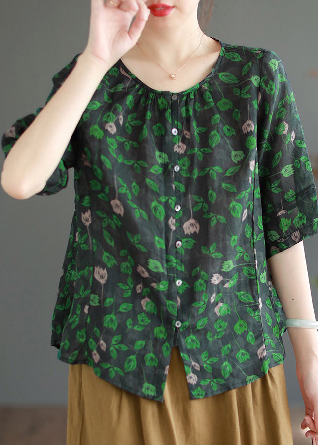 Effortlessly Elegant Shirt with a Timeless Design