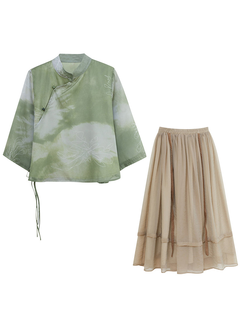 Effortlessly Elegant Garment with a Timeless Design