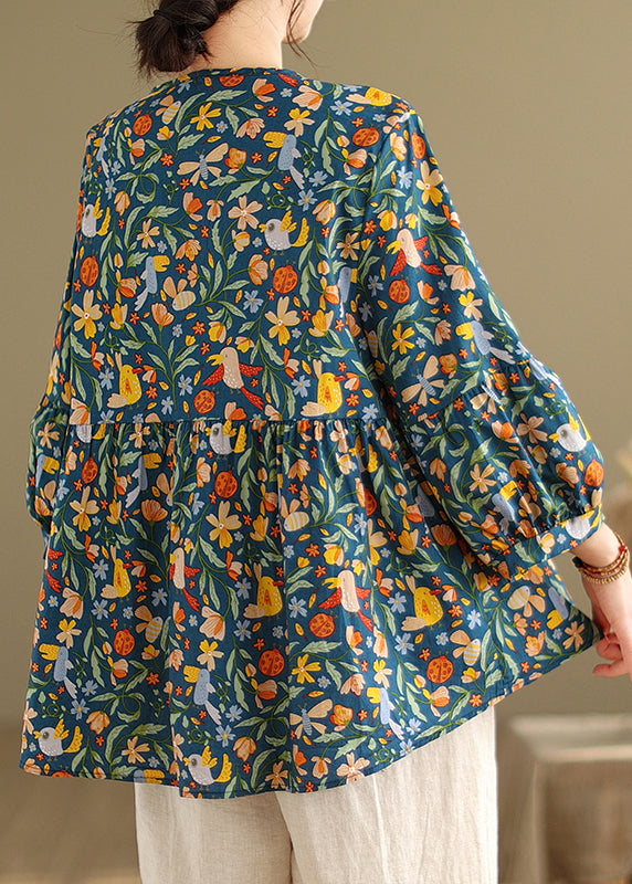 Effortlessly Elegant Top with a Timeless Design