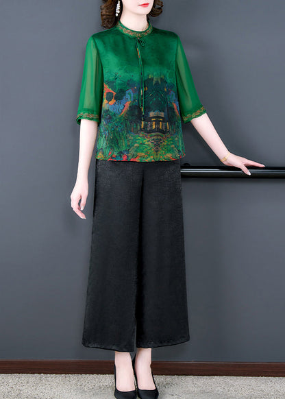 Classic Vintage Pants with a Flattering Fit