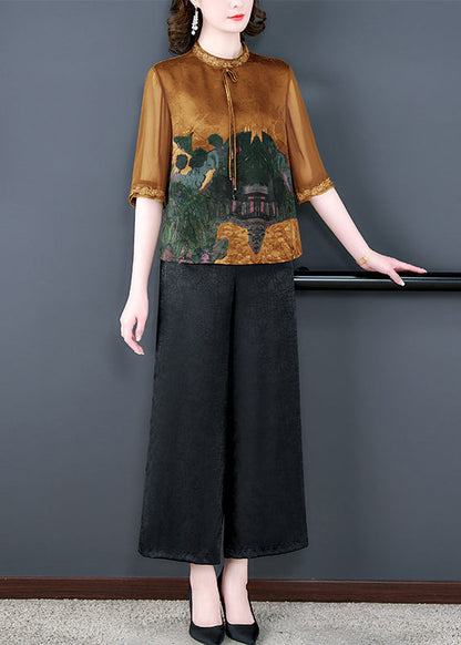Classic Vintage Pants with a Flattering Fit