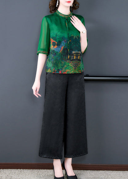 Classic Vintage Pants with a Flattering Fit