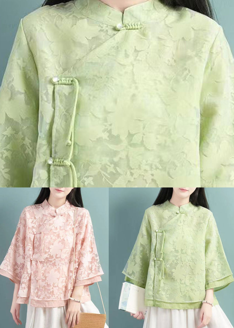 Well Tailored Shirt with a Graceful Silhouette
