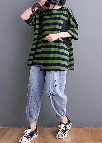 Well Tailored Top with a Graceful Silhouette