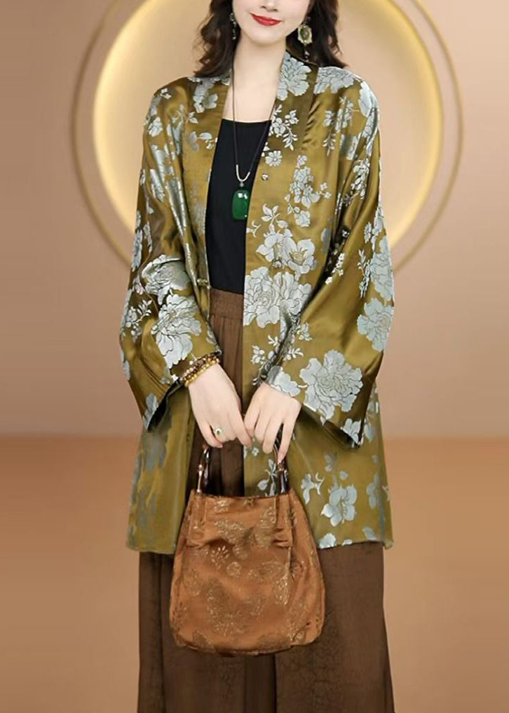 Classic Vintage Shirt with a Flattering Fit