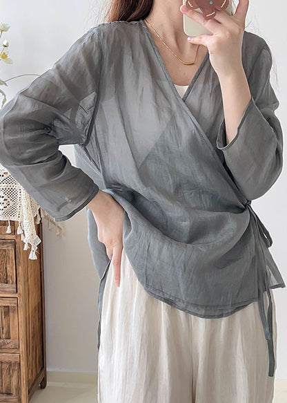 Classic Vintage Shirt with a Flattering Fit