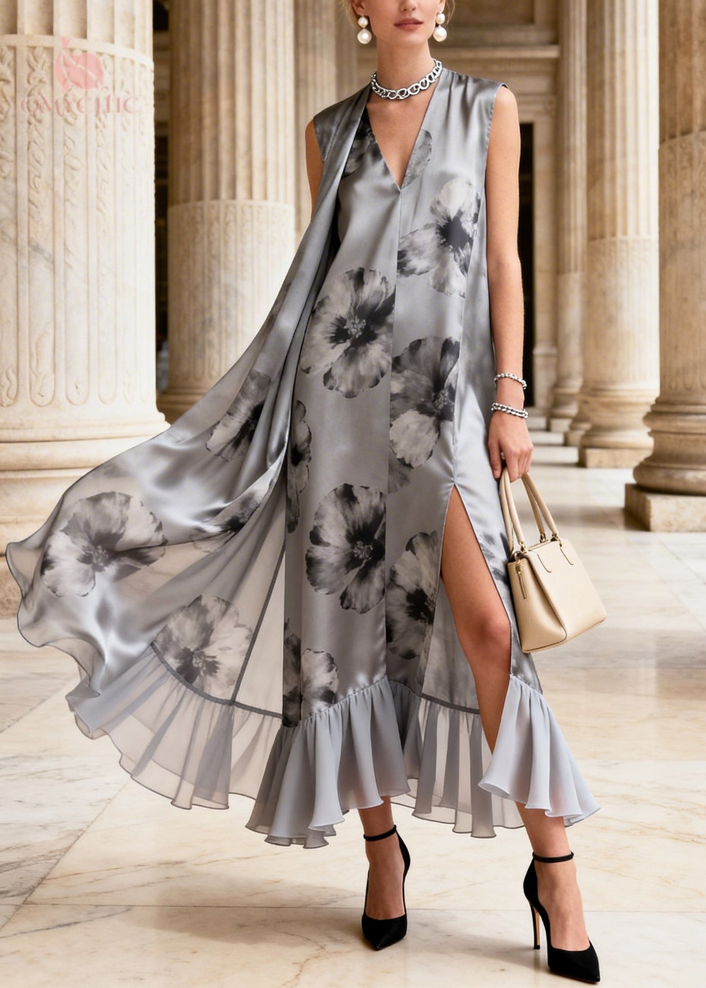 Sophisticated Dress with a Clean Classic Look