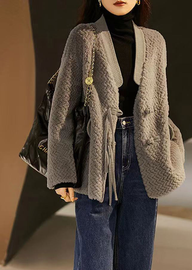 Effortlessly Elegant Coat with a Timeless Design