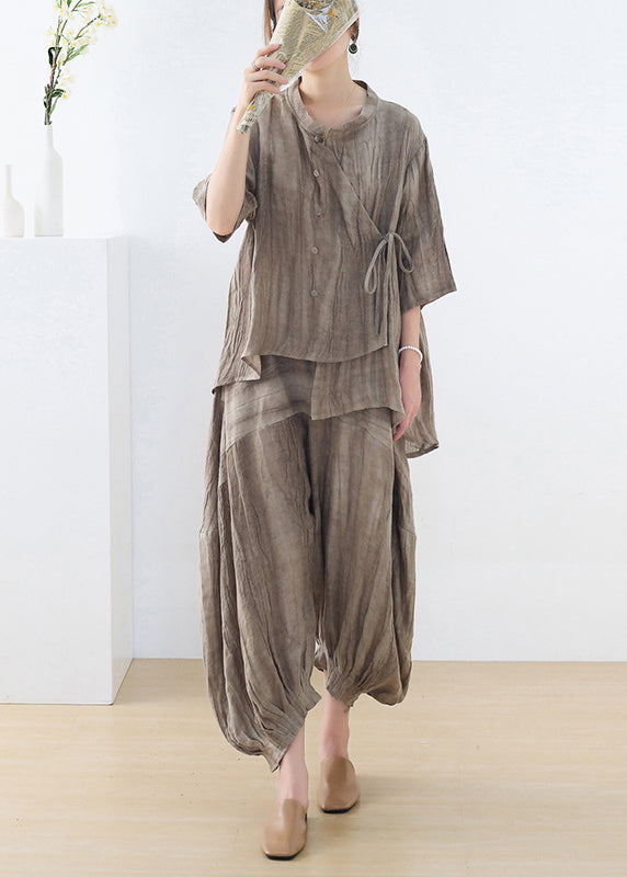 Sophisticated Garment with a Clean Classic Look