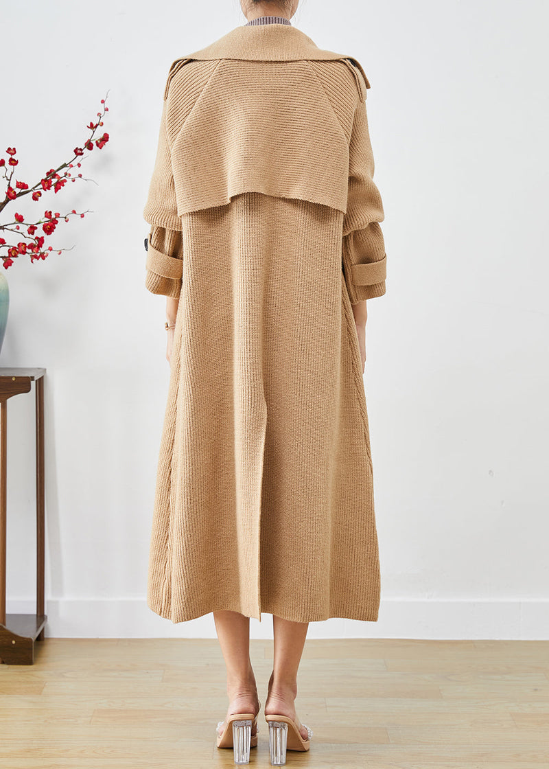 Effortlessly Elegant Coat with a Timeless Design
