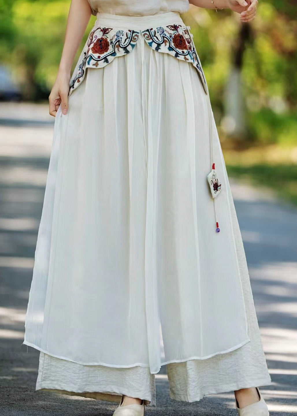 Beautifully Crafted Pants in a Classic Style