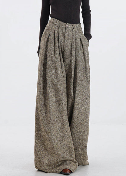 A Vintage Style Pants with Delicate Timeless Details