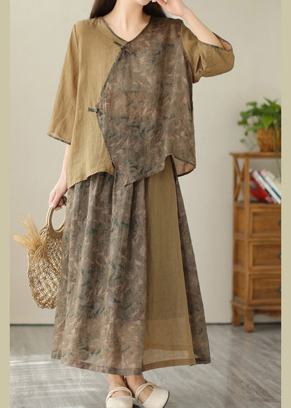 A Vintage Style Top with Delicate Timeless Details