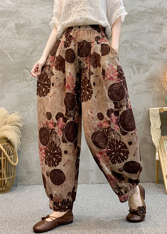 A Vintage Style Pants with Delicate Timeless Details