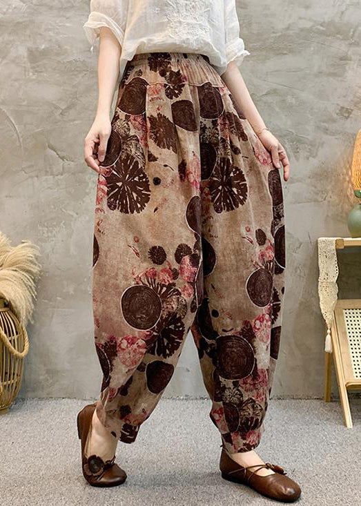 A Vintage Style Pants with Delicate Timeless Details
