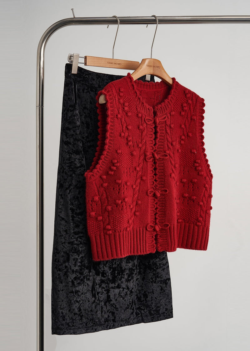 A Vintage Style Top with Delicate Timeless Details