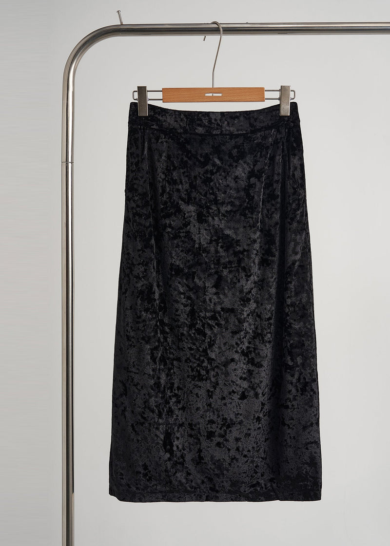 Effortlessly Elegant Top with a Timeless Design