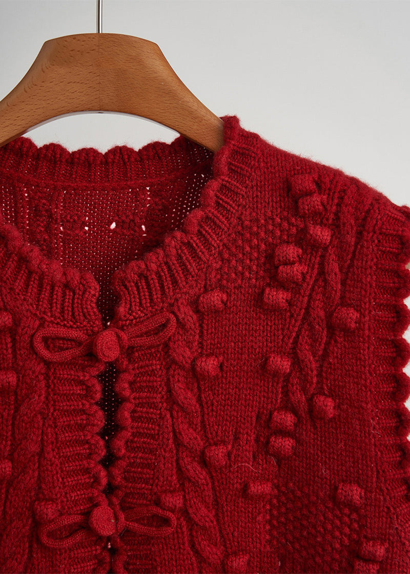 Effortlessly Elegant Top with a Timeless Design