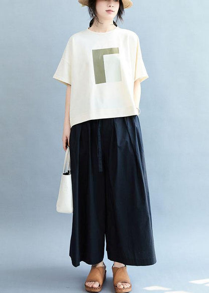 Classic Vintage Pants with a Flattering Fit