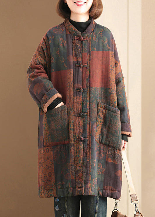 Well Tailored Coat with a Graceful Silhouette