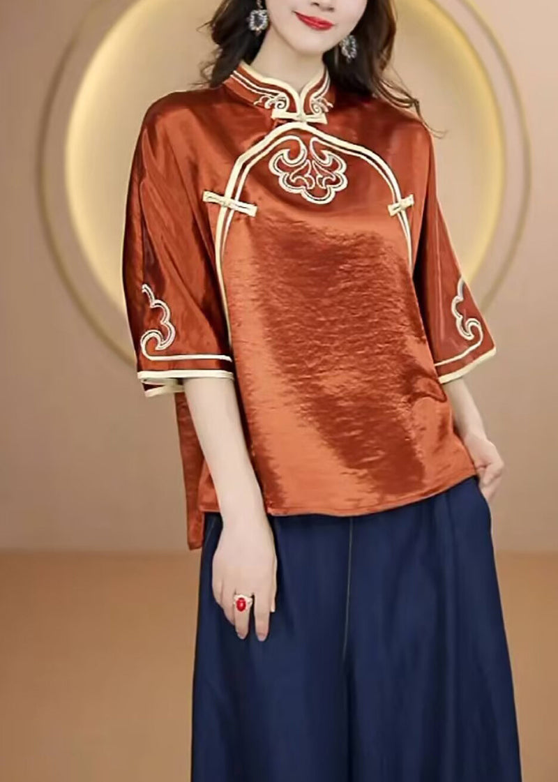 Effortlessly Elegant Top with a Timeless Design