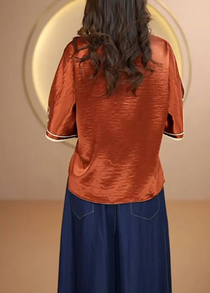 Effortlessly Elegant Top with a Timeless Design