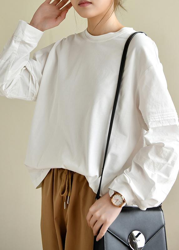 Effortlessly Elegant Top with a Timeless Design
