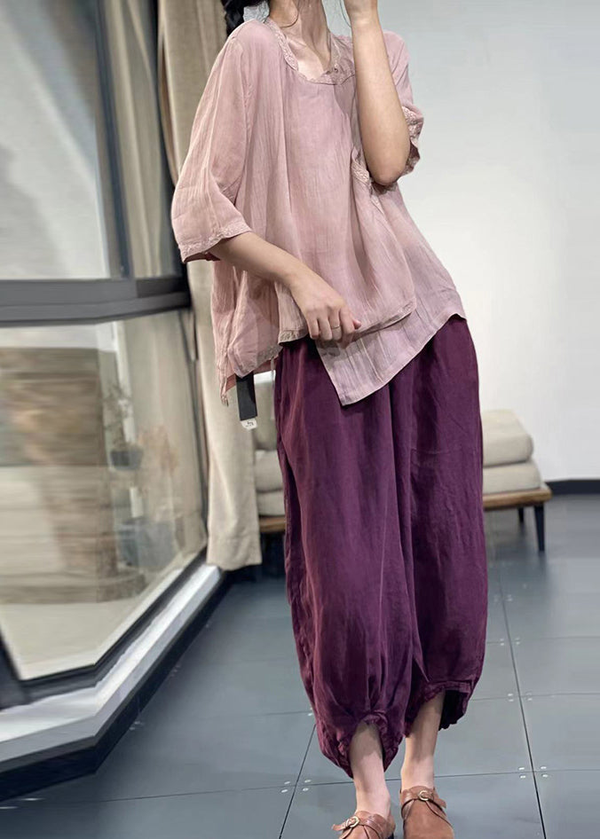 Classic Vintage Blouse with a Flattering Fit