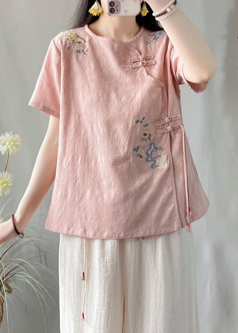 A Vintage Style Top with Delicate Timeless Details