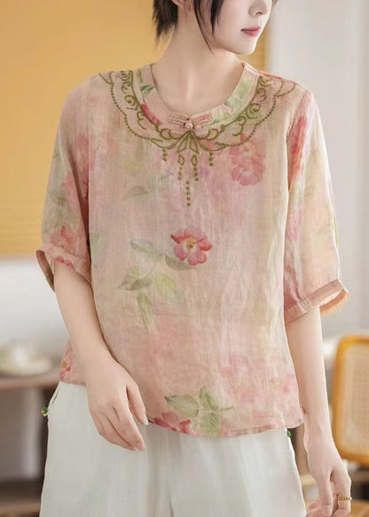 A Vintage Style Top with Delicate Timeless Details