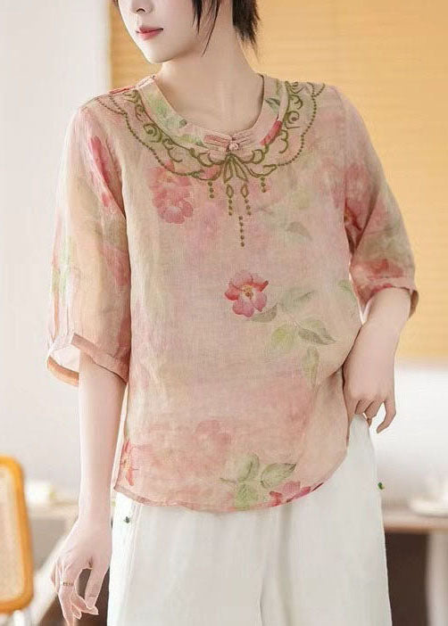 A Vintage Style Top with Delicate Timeless Details