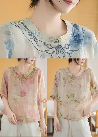 A Vintage Style Top with Delicate Timeless Details
