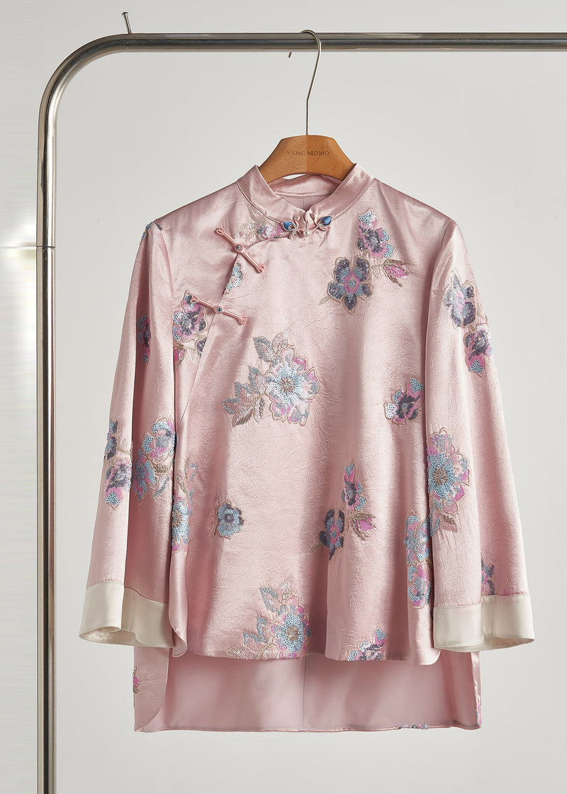 Elegantly Styled Coat for Everyday Wear