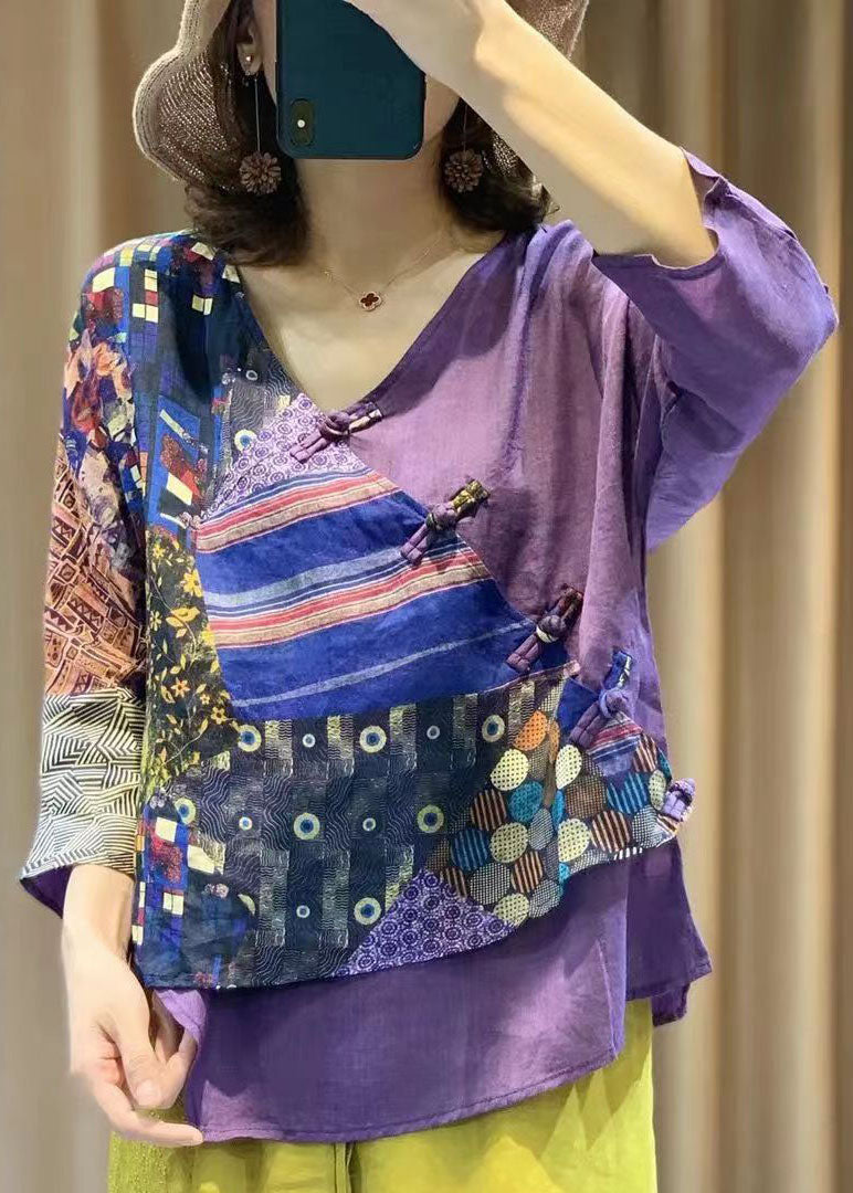 Classic Vintage Shirt with a Flattering Fit