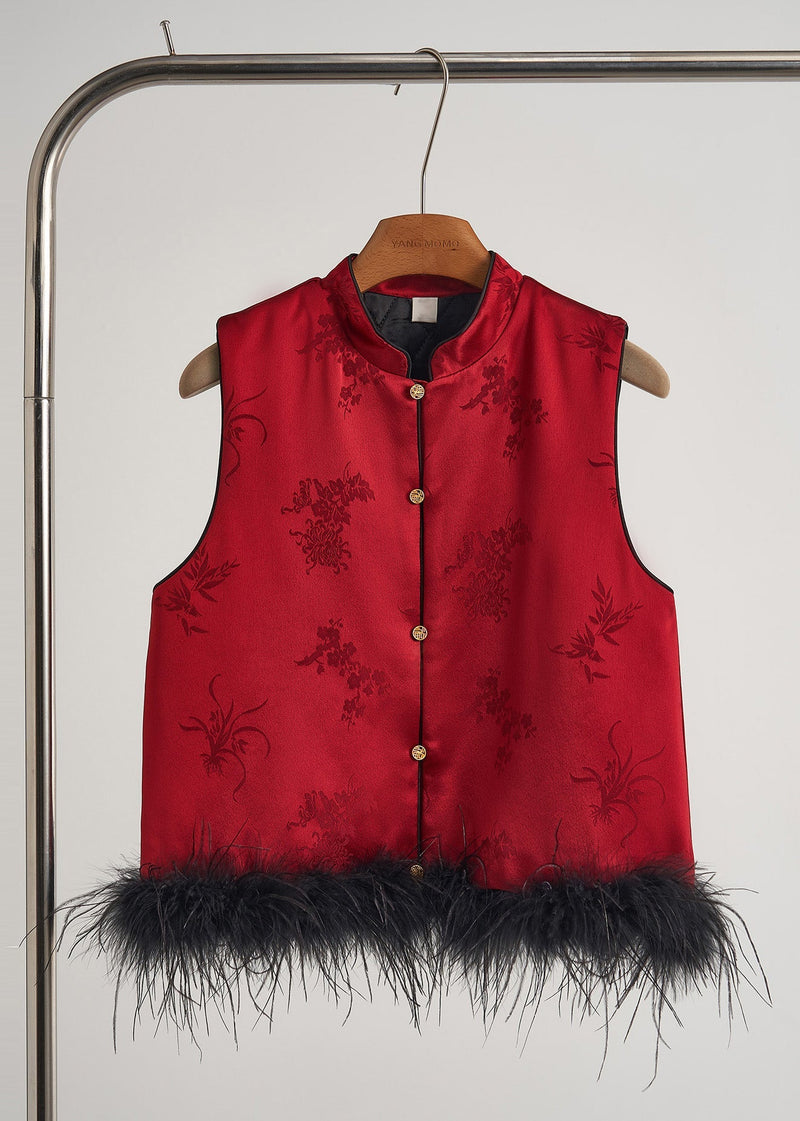 Gracefully Styled Garment for Any Occasion