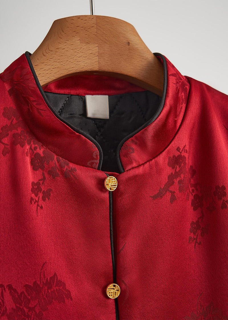 Gracefully Styled Garment for Any Occasion