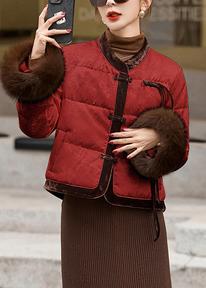 Beautifully Finished Coat in a Timeless Design