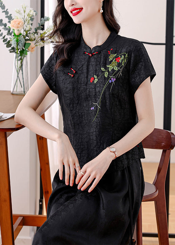 Vintage Inspired Blouse with a Contemporary Edge