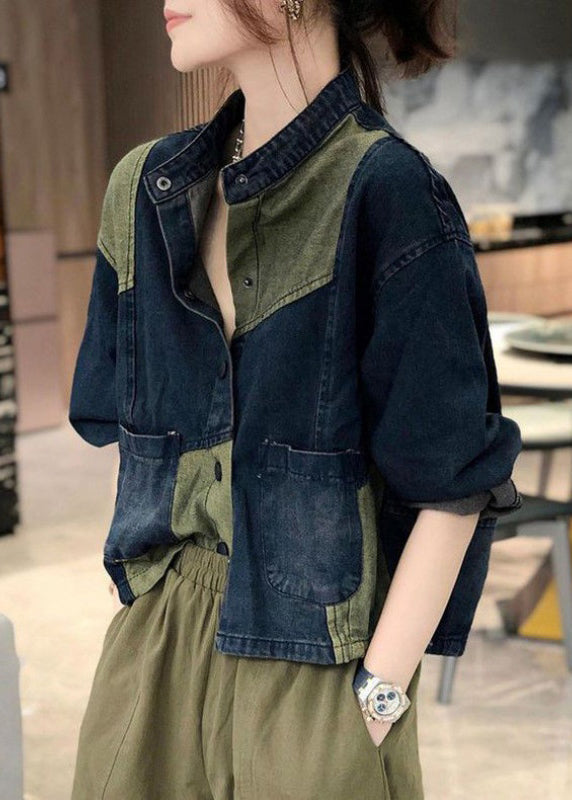 Effortlessly Elegant Coat with a Timeless Design