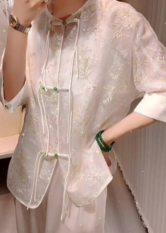 Polished Blouse with an Effortless Classic Look