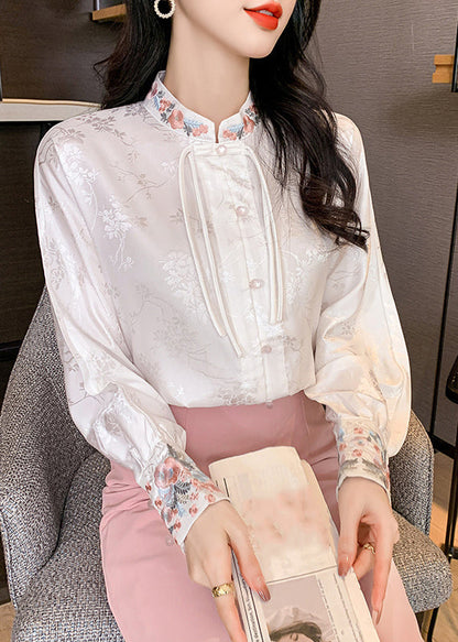 Well Tailored Shirt with a Graceful Silhouette