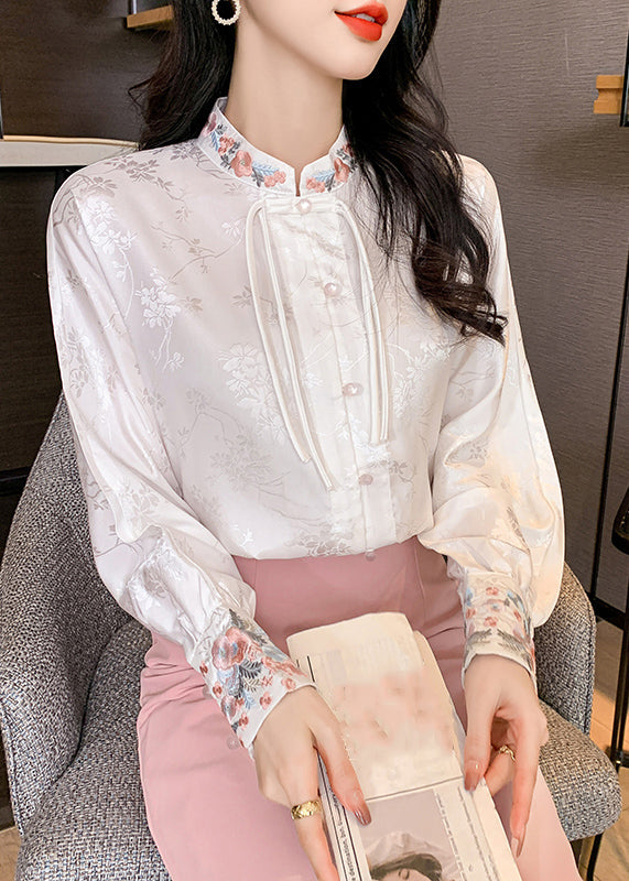 Well Tailored Shirt with a Graceful Silhouette