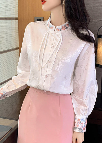 Well Tailored Shirt with a Graceful Silhouette