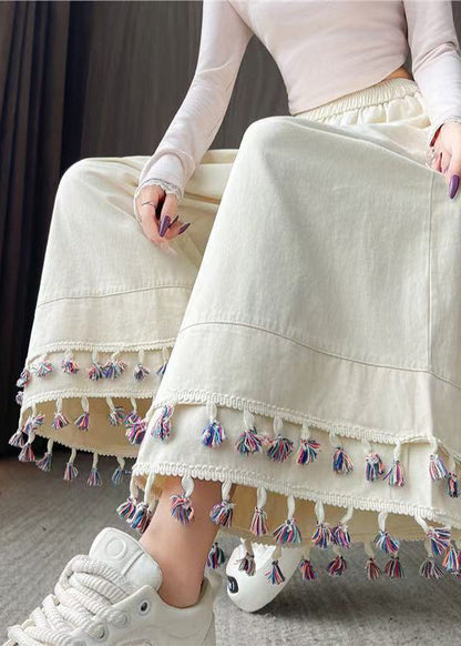 Effortlessly Elegant Pants with a Timeless Design