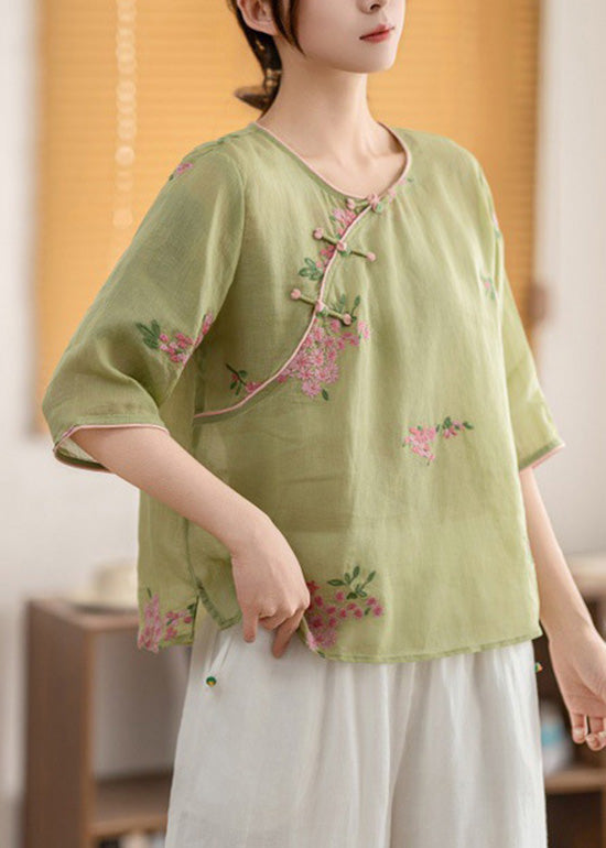 Gracefully Styled Shirt for Any Occasion