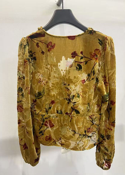 A Vintage Style Shirt with Delicate Timeless Details