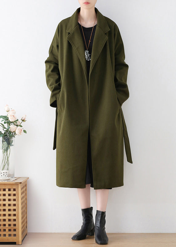 Well Tailored Coat with a Graceful Silhouette